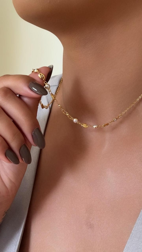 Colar com Elos Marinheiro e Pérolas e Banhado a Ouro 18k