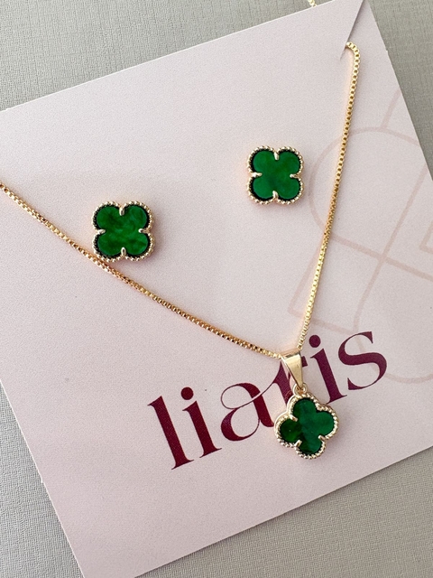 Conjunto Colar com Pingente e Brinco Trevo Esmeralda Banhado a Ouro 18k