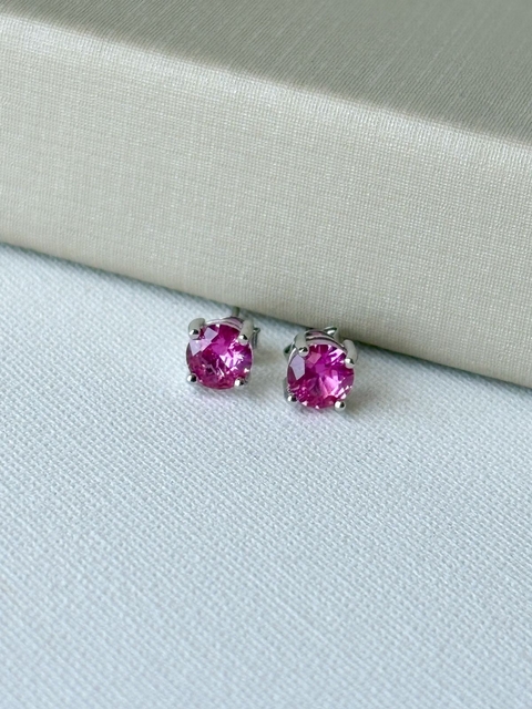 Brinco de Pino Rosa Pink Banhado a Ródio Branco