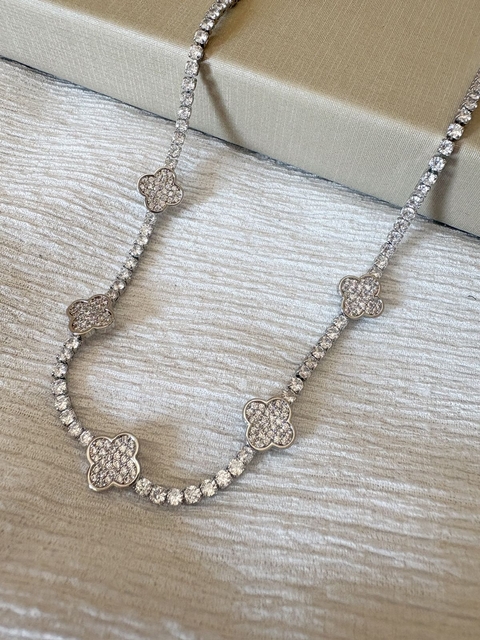 Colar Riviera 5 Trevos Cravejado Banhado a Ródio Branco