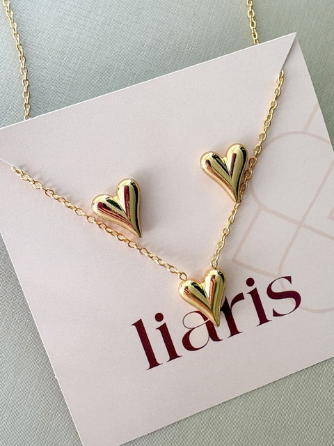 Conjunto Colar e Brinco Coração em Aço Dourado