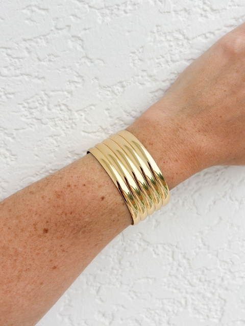 Pulseira Bracelete Ondulado Banhado a Ouro 18k