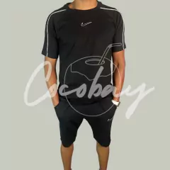 Conjunto NIKE negro en internet