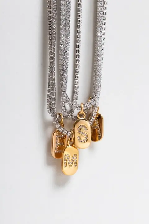 Choker Letra Riviera