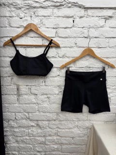 Shorts Preto - loja online