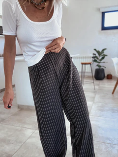 Pantalón Rayado Negro - Bosquelibre