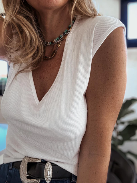 Remera Morley escote V Blanca