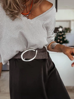 Sweater de tejido fino con escote en V en internet