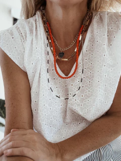 Blusa sin mangas con bordado calado