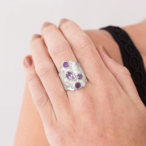 Anel Galáxia em Prata 925 com Ametista Natural