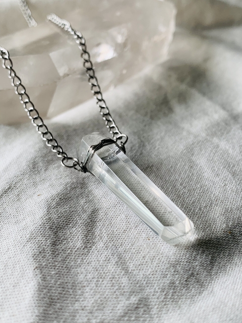 Colar Vênus Ponta Biterminada de Cristal - comprar online