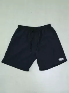 Bermuda Corta Vento Chronic 1628 - comprar online