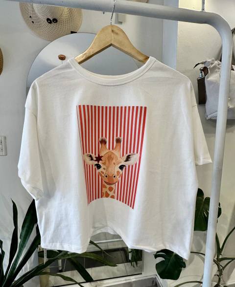 Remera Gigi