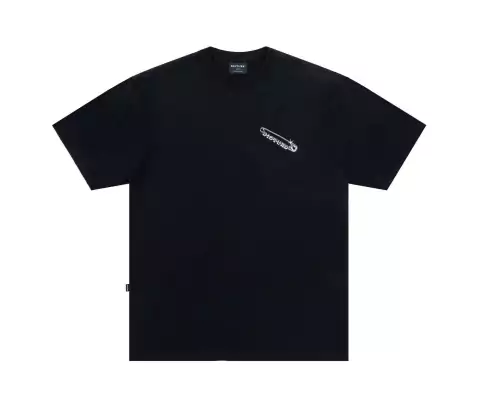 Safety Pin T-Shirt In Black - comprar online