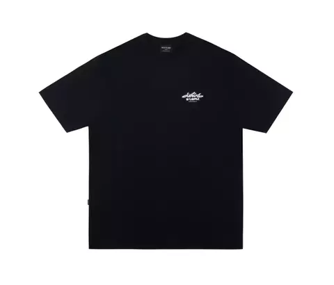 Tune In T-Shirt In Black - XL - comprar online