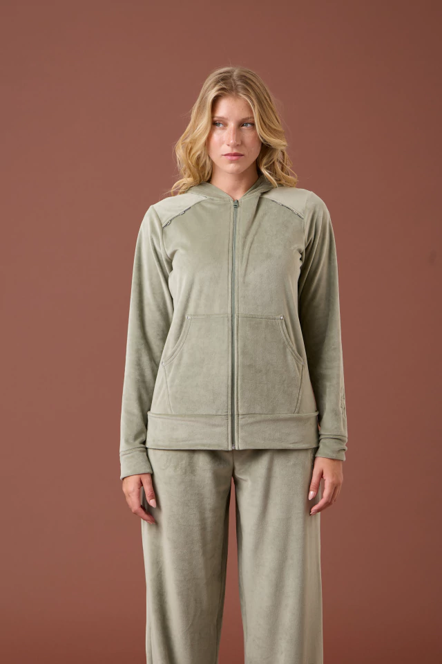 Campera Wizard Plush — imagen 2