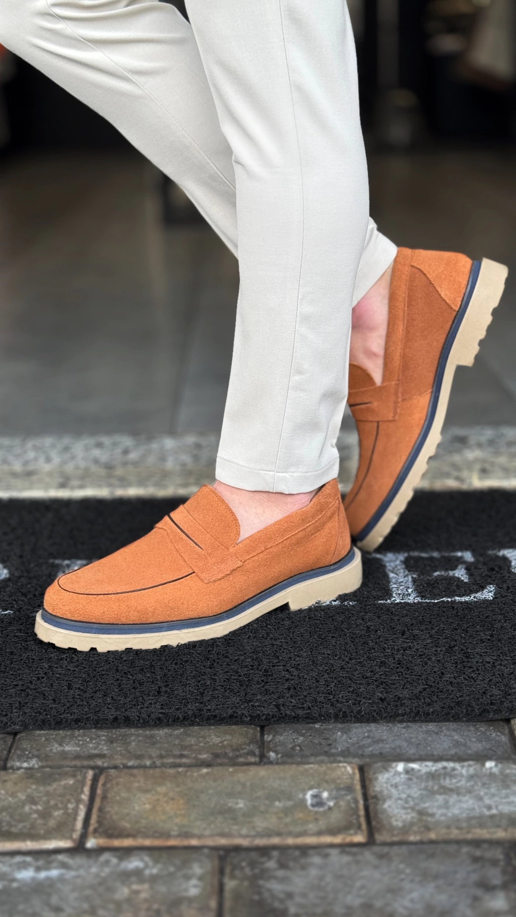 SAPATO TRATORADO VIENA CASTOR CAMURÇA