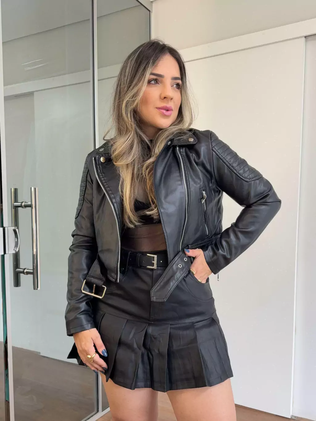 Jaqueta Viena Preta de Couro PU
