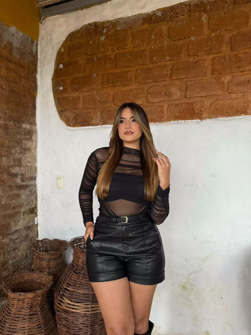 Short Lina Courino PU Preto