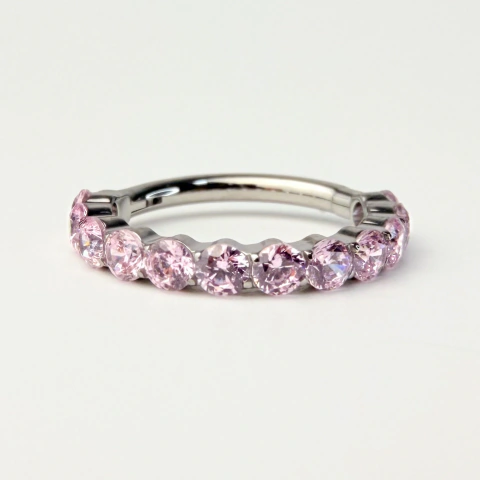 Argola clicker cravejada rosa claro - Titânio Natural