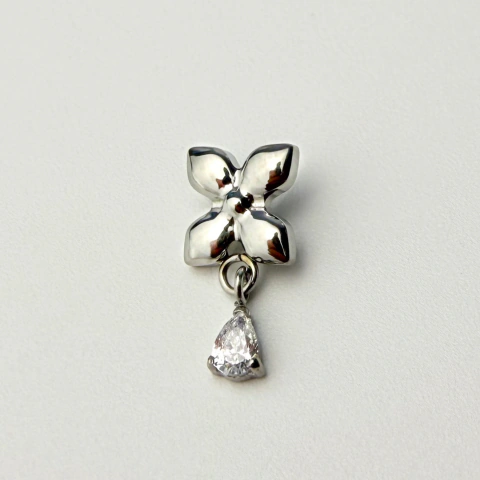 Labret flor com pingente gota - Titânio Natural