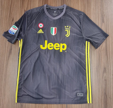 Camisa 3 do Juventus 2018/19 - Nota 3/6