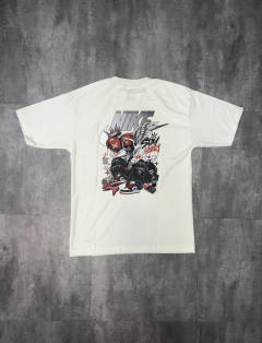 CAMISETA OVERSIZED NIKE