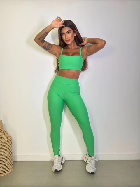 Conjunto Calça Basic Top Reto Verde Beats