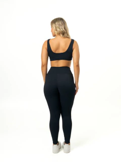 Conjunto Legging Básica + Top Anna - Compressão na internet