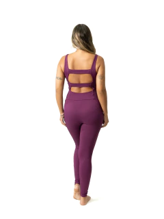 Macacão Canelado na internet