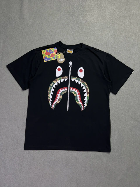 CAMISETA BAPE