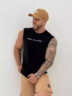 Regata Machão - Dress for victory na internet