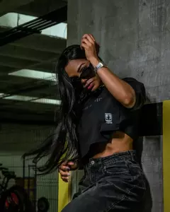 Cropped Oversized Premium - Preto/Lilás