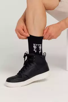 Meias Esportiva Cano Médio - Branca/Preta ou Preta/Branca na internet