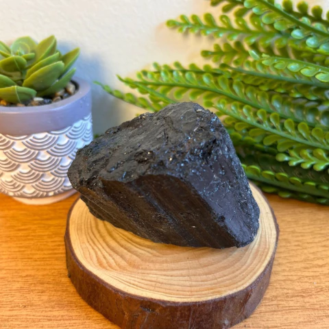 Turmalina Negra Bruta 268g - Peça Única - comprar online