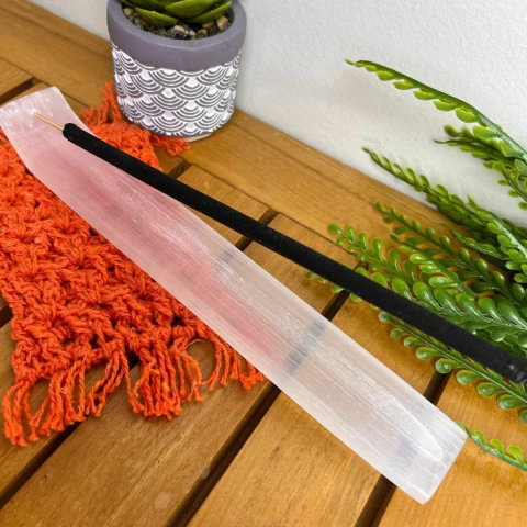 Incensário Selenita Branca