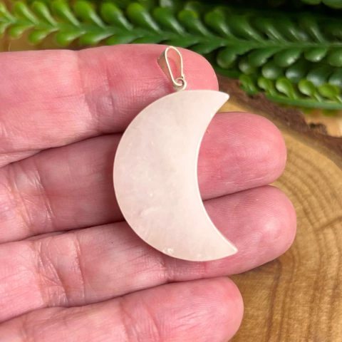 Pingente Meia Lua de Quartzo Branco – Pedra Natural