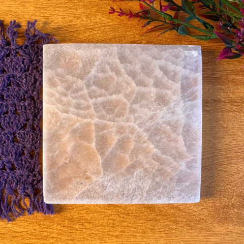 Placa de Selenita Polida Quadrada 12cm
