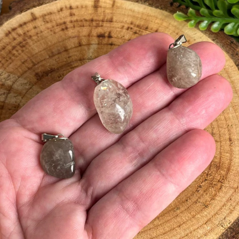 Pingente de Quartzo Fumê Rolado - Proteção - Autorresponsabilidade - Confiança - comprar online