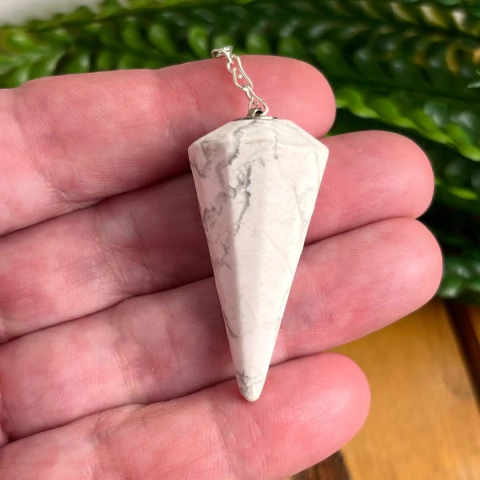 Pêndulo de Howlita - Pedra Natural