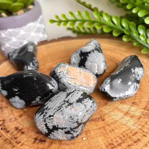 Obsidiana Floco de Neve Rolada - 3,5 a 4,0 cm