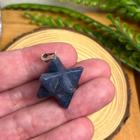 Pingente Merkabah de Quartzo Azul - Pedra Natural