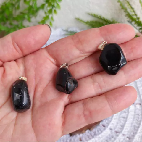 Pingente de Ônix Rolado - Proteção e Centralização