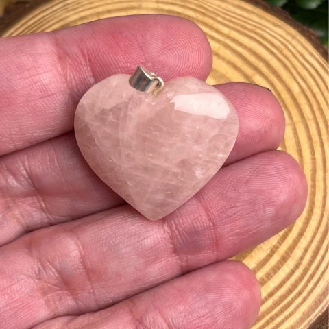 Pingente de Quartzo Rosa Coração - Pedra do Amor