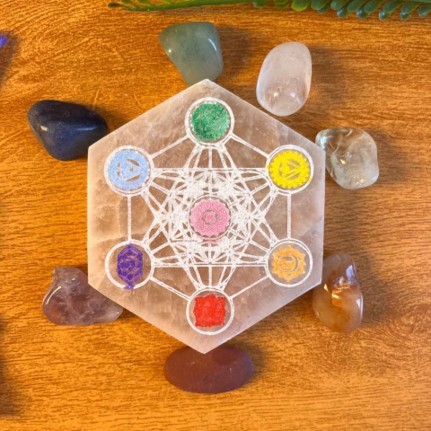 Placa de Selenita Metatron com Símbolos dos Chakras e Pedras dos 7 Chakras 10cm
