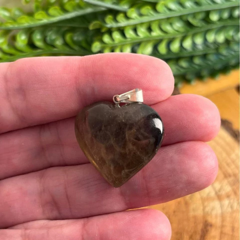 Pingente de Quartzo Fumê Coração - Proteção com Afeto