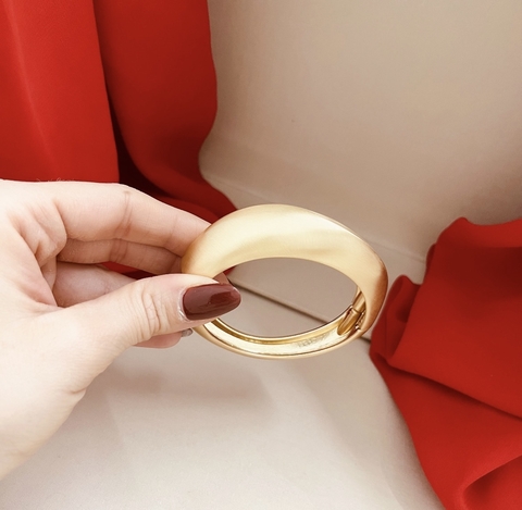 Bracelete orgânico acetinado dourado