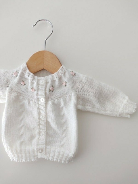 Saquito tejido rococó (blanco) - comprar online