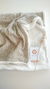 Mantita tejida trenzas corderito (Beige) - comprar online