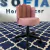 Mocho Pétala da Sofia Home Decor, com design moderno e confortável, ideal para adicionar praticidade e estilo ao seu espaço.